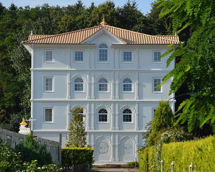 Fassadenbau mit Ornamenten